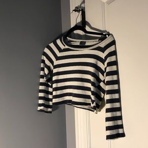 Striped Cropped Sweater // UO